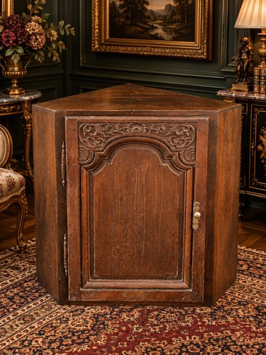 Antiker eckschrank aus - eckschrank,