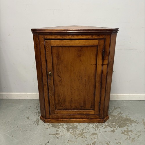 Vintage eckschrank kiefer - kiefer,